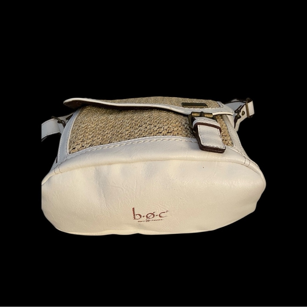 boc Shoulder/Crossbody Bag with Woven Front Panel - Picture 3 of 5